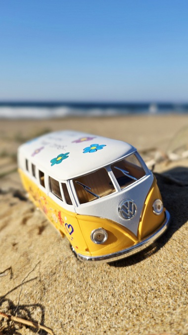 VW Bus, Hippies, Matala